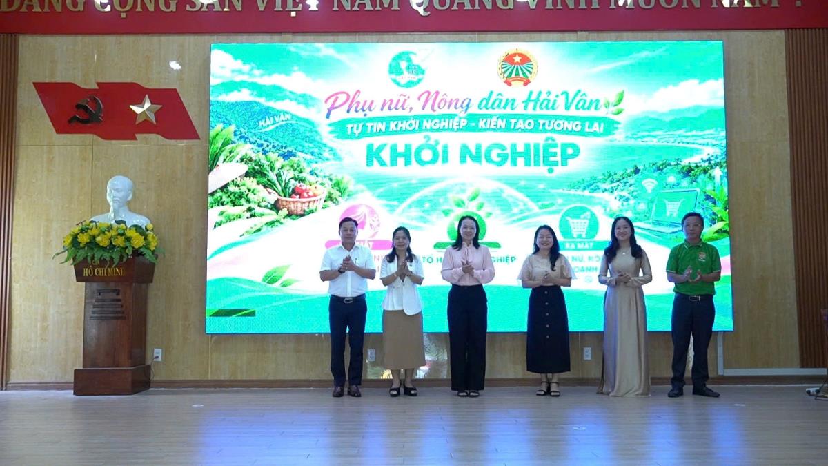 Hội Nông dân thành lập và ra mắt 2 tổ hội nghề nghiệp.