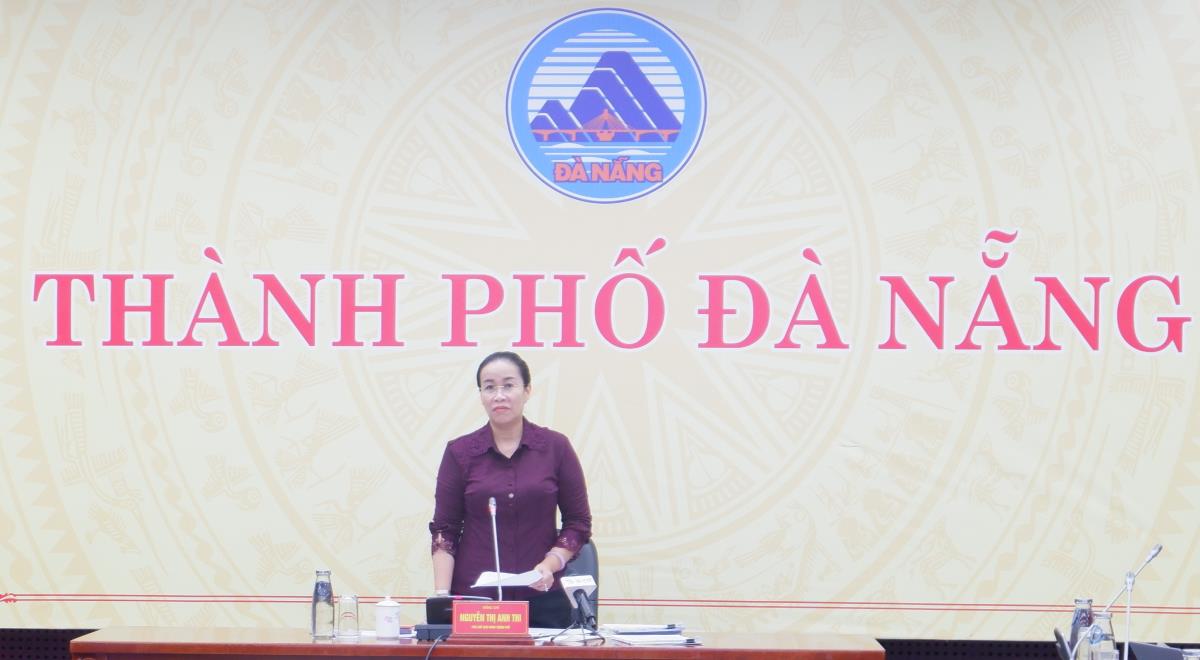 Phó Chủ tịch UBND TP Đà Nẵng Nguyễn Thị Anh Thi nhấn mạnh Chiến dịch 100 ngày cao điểm khám sức khỏe định kỳ cho người dân là nhiệm vụ chính trị cực kỳ quan trọng. Kết kết quả thực hiện chiến dịch là tiêu chí quan trọng để đánh giá cán bộ năm 2026. Ảnh: P.T