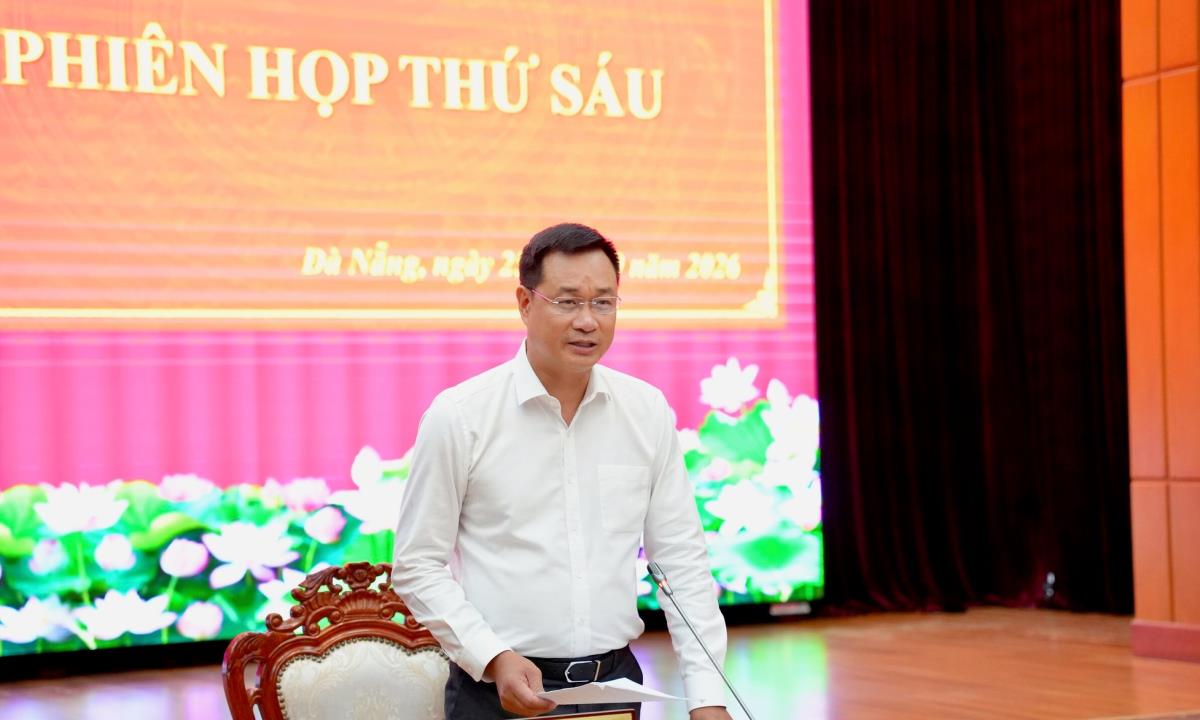 Các đại biểu dự phiên họp