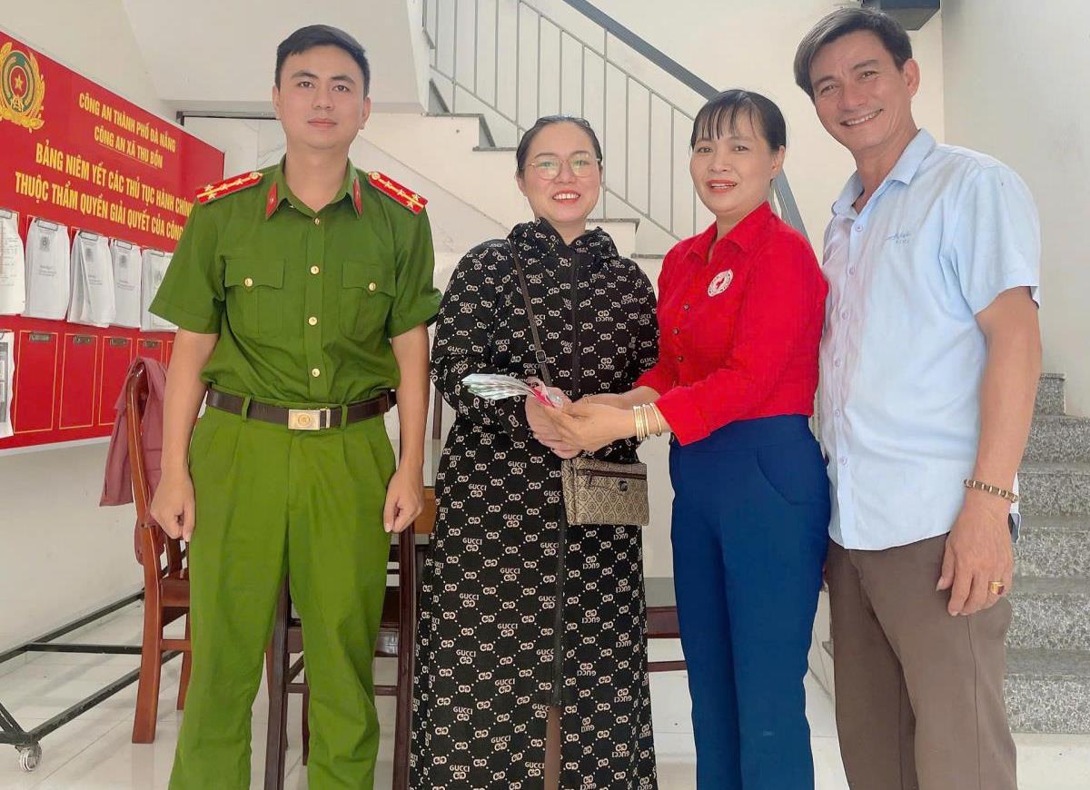 Người tốt việc tốt