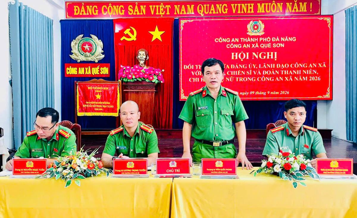 Công an xã Quế Sơn đối thoại để lắng nghe tâm tư, nguyện vọng của cán bộ, chiến sĩ, hội viên.