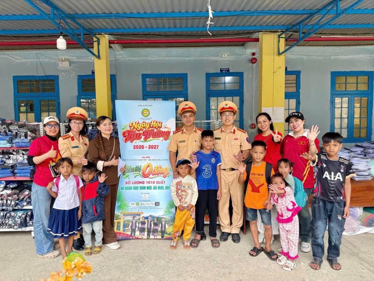 Ấm áp Chợ phiên Đại Ngàn nơi vùng cao Trà Linh