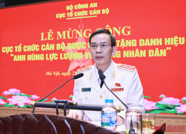 Trung tướng Hoàng Đức Lừng khẳng định, Cục Tổ chức cán bộ sẽ tiếp tục quán triệt sâu sắc khẩu hiệu hành động của lực lượng CAND 