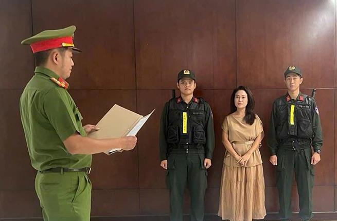 Khởi tố ca sĩ và giám đốc công ty truyền thông xâm phạm quyền tác giả