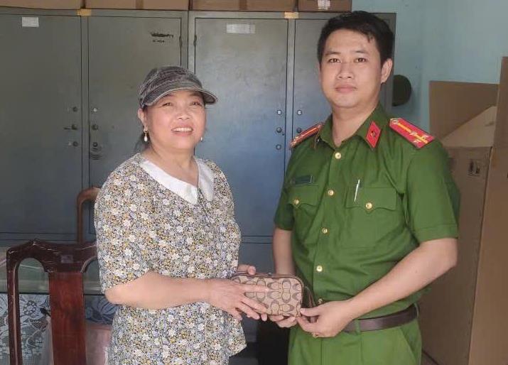 Người tốt việc tốt