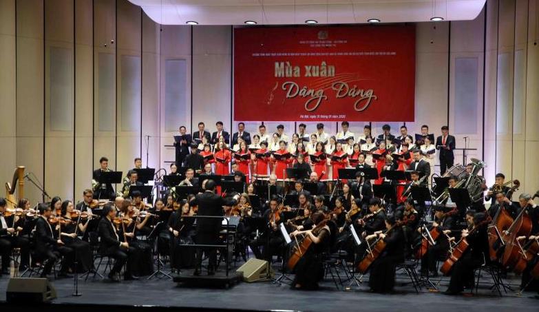 Bản giao hưởng đặc biệt của lực lượng CAND chào mừng Ngày thành lập Đảng