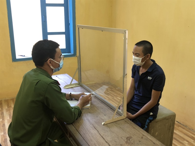 Đối tượng Nguyễn Văn Tuấn tại cơ quan điều tra.