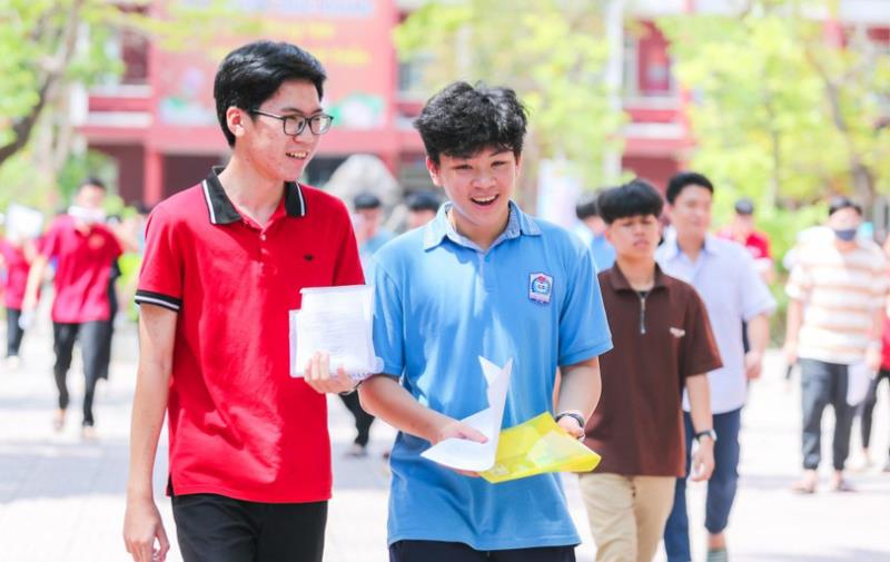 Đa số thí sinh đánh giá đề thi môn Văn hay nhưng khó đạt điểm cao.