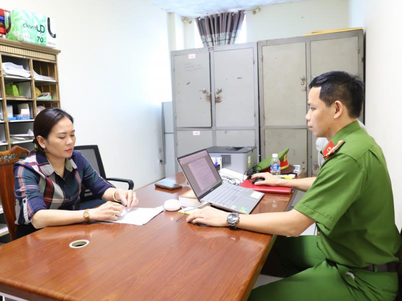 6 người tiếp tay cho Nguyễn Thị Mai chiếm đoạt hơn 10 tỷ đồng.