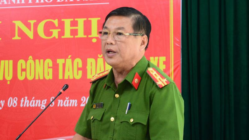 Đại tá Trần Phòng phát biểu chỉ đạo Hội nghị.