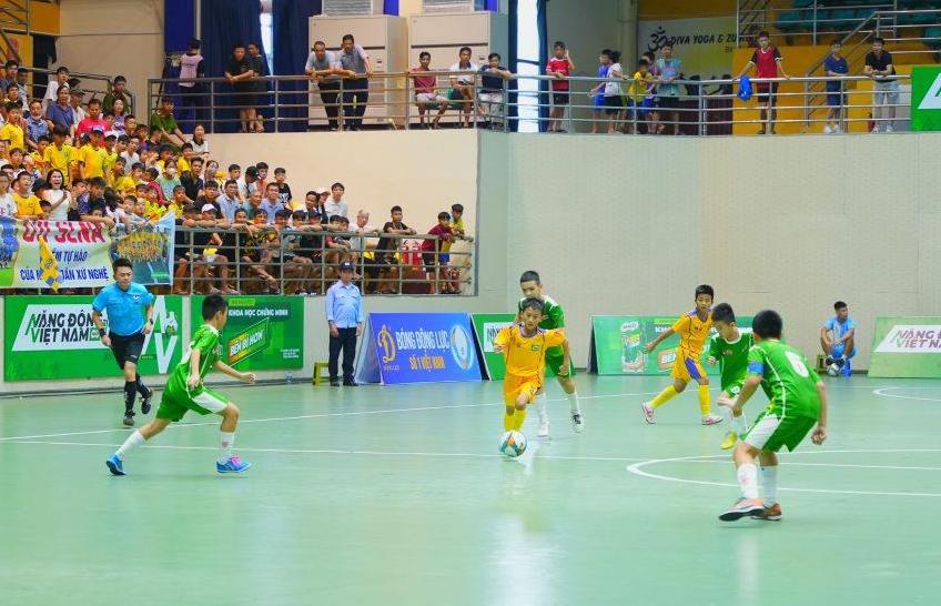 53 đội bóng thi đấu tại Giải bóng đá Nhi đồng toàn quốc