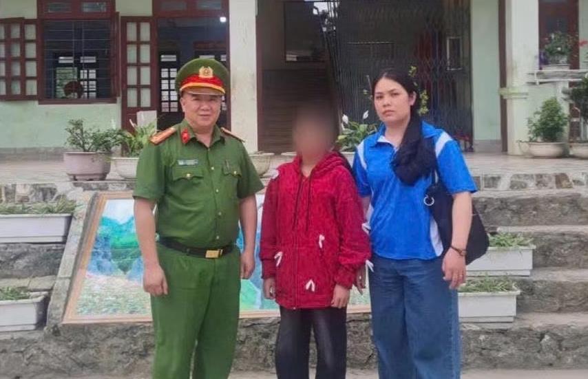 Bẫy việc nhẹ lương cao bủa vây thiếu nữ vùng cao