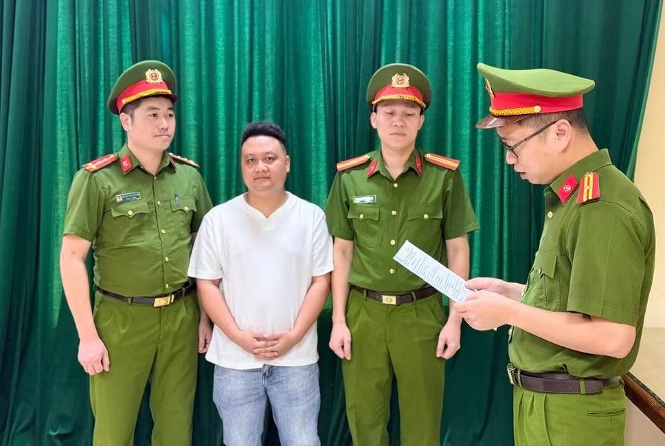 Khởi tố chủ cơ sở phù phép biến xe đạp điện thành xe mô tô