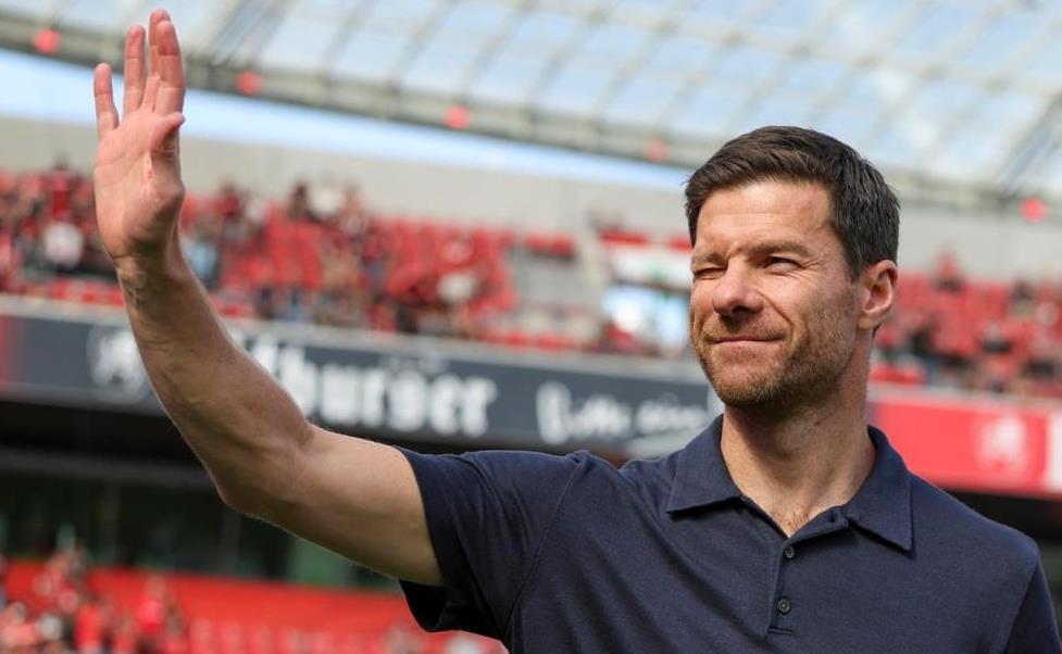 Real Madrid sa thải Xabi Alonso, trao quyền cho Álvaro Arbeloa