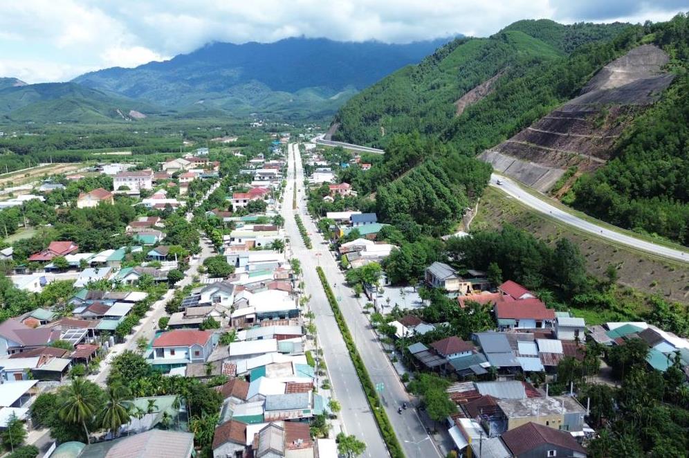 Gỡ điểm nghẽn, mở đường phát triển vùng cao Huế