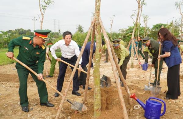 Hưởng ứng phong trào Tết trồng cây bằng những hành động cụ thể, thiết thực