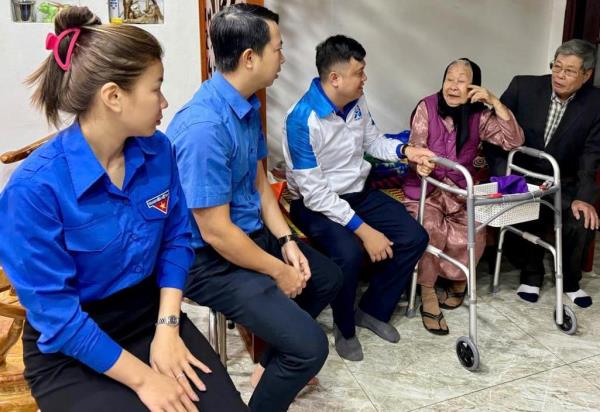 Tuổi trẻ Đà Nẵng tri ân Mẹ Việt Nam Anh hùng nhân dịp Xuân Ất Tỵ 2025