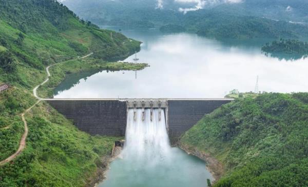 Hàng loạt nhà máy thủy điện ở Quảng Nam xin mở rộng, nâng công suất