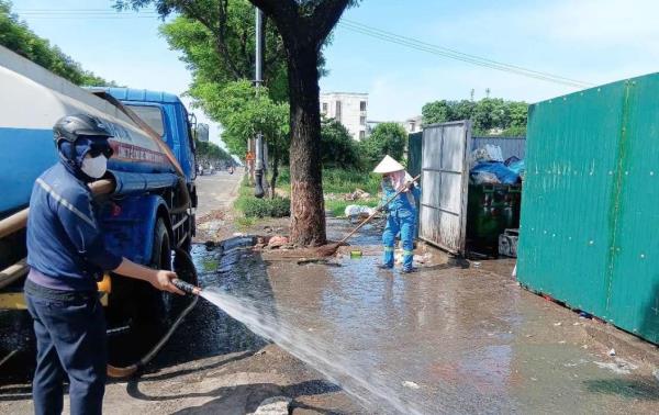 Xử lý xong 10 điểm tồn đọng rác sinh hoạt trên các tuyến phố quận Liên Chiểu