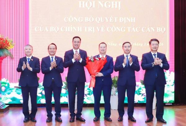 Đồng chí Nguyễn Mạnh Hùng giữ chức Phó Bí thư Thành ủy Đà Nẵng