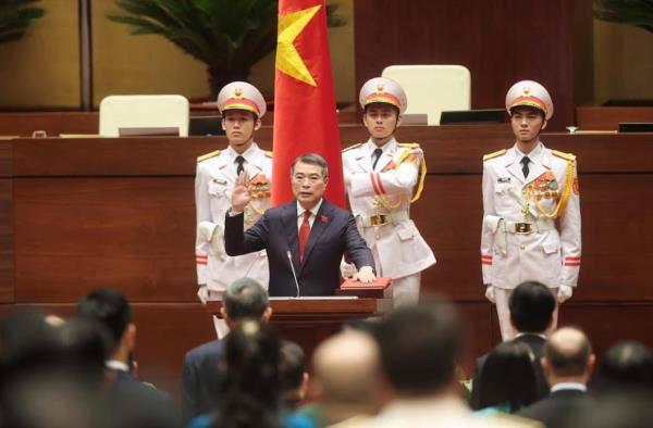 Tập trung xây dựng Chính phủ hiện đại, kiến tạo và phục vụ nhân dân