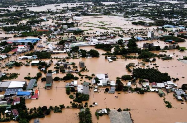 Huy động tối đa lực lượng ứng cứu ngập lụt tại Nam Trung Bộ