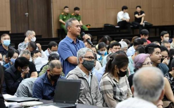 Các con bạc đã lên sòng đốt tiền như thế nào?