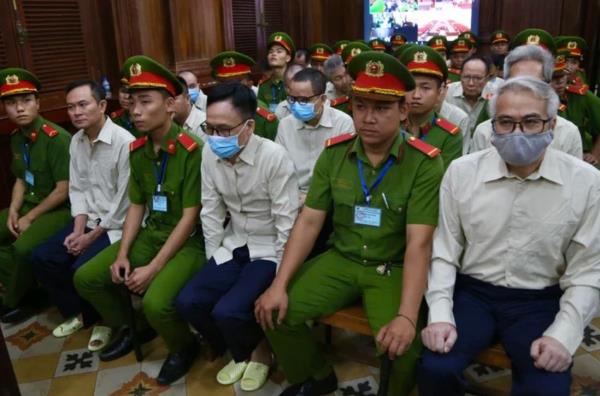 Xét xử sơ thẩm vụ án xảy ra tại Cục Đăng kiểm Việt Nam và các Trung tâm, Chi cục Đăng kiểm