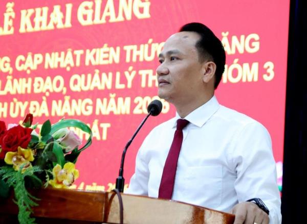 80 cán bộ, quản lý nhóm 3 tham gia lớp bồi dưỡng kiến thức, kỹ năng lãnh đạo