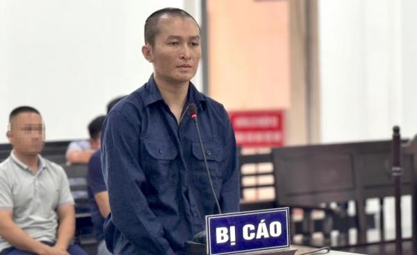 Phụ xe đoạt mạng tài xế