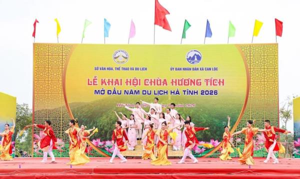 Trẩy hội đầu xuân về Chùa Hương Tích, khai mở Năm Du lịch Hà Tĩnh 2026