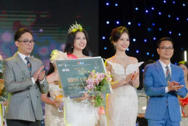 DSS Group đồng hành cùng Người đẹp Đại học Đà Nẵng tự tin tỏa sáng tại Hoa hậu Quốc gia Việt Nam 2024