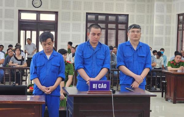 Nhận hối lộ, Giám đốc Trung tâm đăng kiểm xe cơ giới Đà Nẵng và thuộc cấp lĩnh án