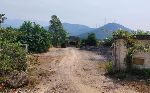 Lãng phí đất vàng