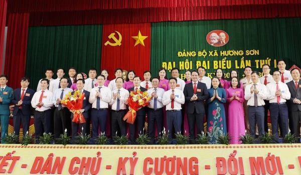 Thường trực ban Bí thư Trần Cẩm Tú dự Đại hội Đảng bộ xã Hương Sơn