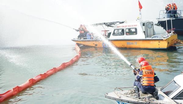 Cần đầu tư phương tiện chữa cháy trên khu vực tuyến thủy nội địa