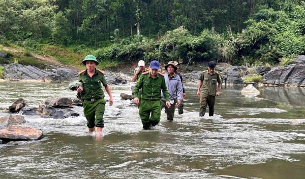 Tăng cường truy quét khai thác vàng trái phép trong mùa mưa lũ