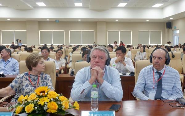 Cập nhật tiến bộ, nâng cao chăm sóc trẻ em