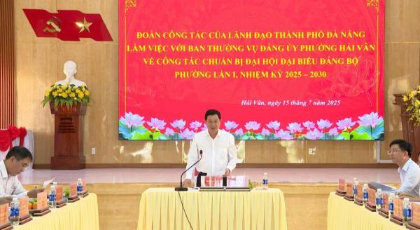 Phó Chủ tịch Thường trực HĐND thành phố Trần Phước Sơn chỉ đạo công tác tổ chức Đại hội Đảng một số phường, xã