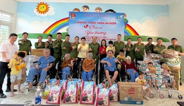 Lan tỏa yêu thương từ những hành động thiết thực