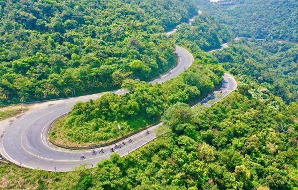 Chặng đua 113 km đầy kịch tính, cạnh tranh quyết liệt danh hiệu