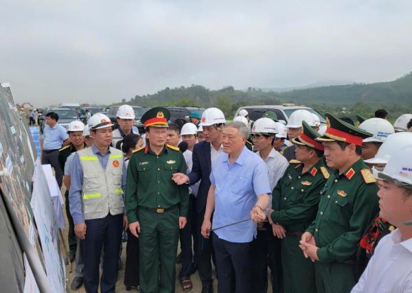 Đà Nẵng sôi động đầu tư