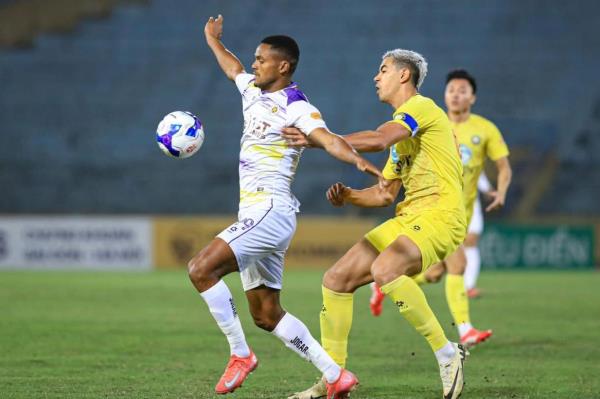 Những người cùng khổ