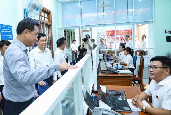 Bí thư Thành ủy Lê Ngọc Quang đánh giá cao kết quả phục vụ nhân dân ở xã Trà Liên