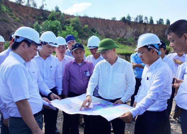 Khẩn trương hoàn thiện Cụm công nghiệp Cẩm Lệ