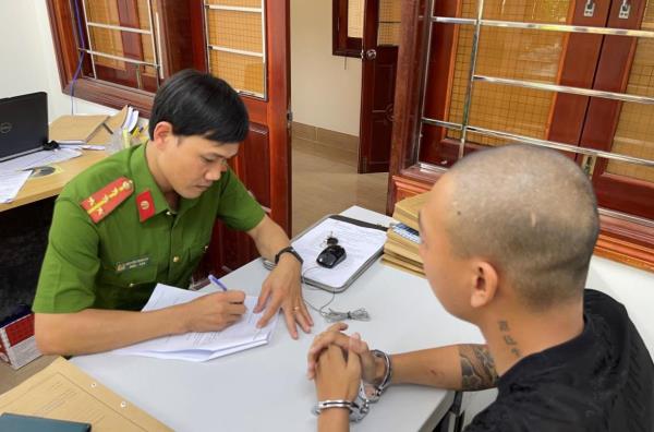 Cạm bẫy khi quen qua mạng xã hội