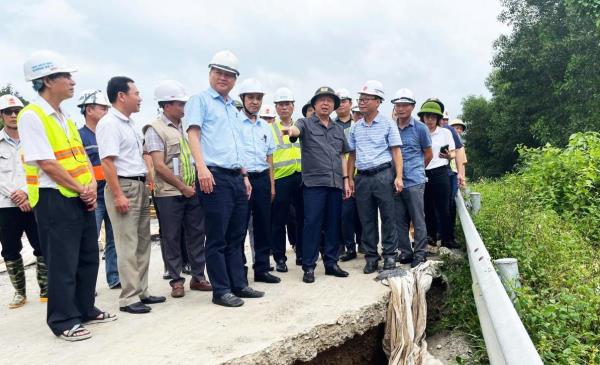 Lập Đoàn công tác đánh giá, thẩm định phương án khắc phục hư hỏng trên tuyến cao tốc La Sơn - Hòa Liên