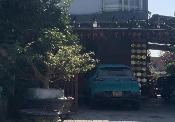 Xóa điểm tệ nạn tại quán karaoke