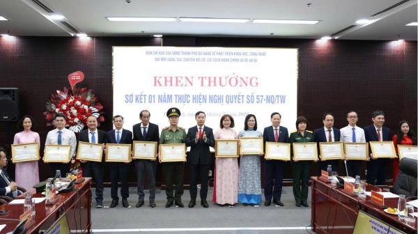 Xây dựng Đà Nẵng trở thành trung tâm đổi mới sáng tạo, thành phố thông minh, hiện đại, đáng sống