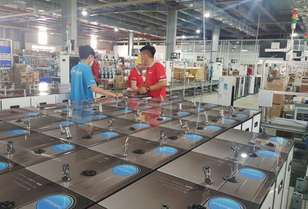 Đồng hành, chia sẻ cùng doanh nghiệp vượt bão